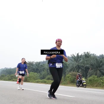 Runner Photo 7480267