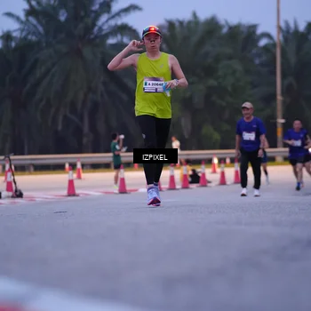 Runner Photo 7480271