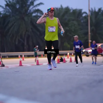 Runner Photo 7480281