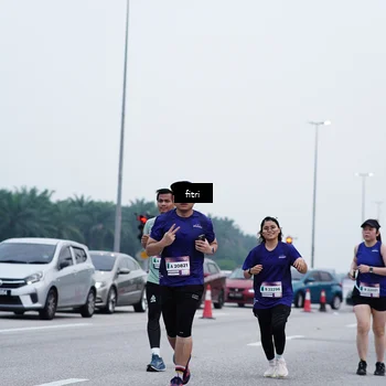 Runner Photo 7480310