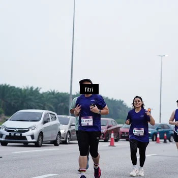 Runner Photo 7480311
