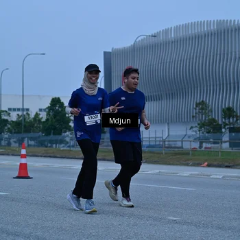 Runner Photo 7480413