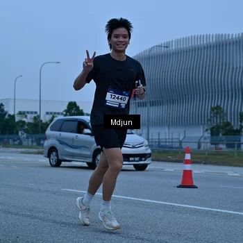 Runner Photo 7480425