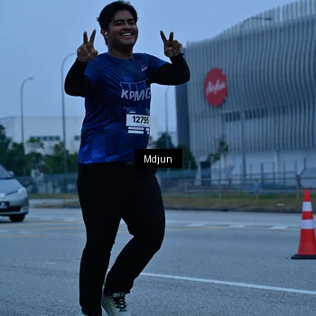 Runner Photo 7480428