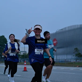 Runner Photo 7480447
