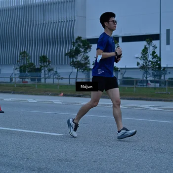 Runner Photo 7480457