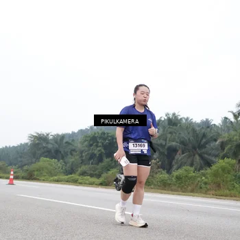 Runner Photo 7480489