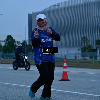 Runner Photo 7480494