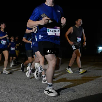 Runner Photo 7480497