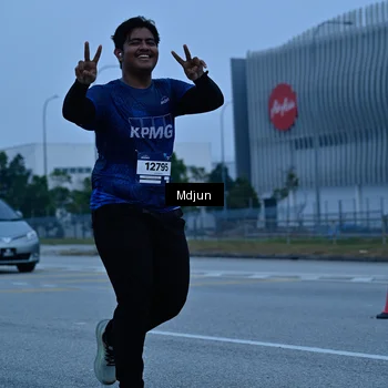Runner Photo 7480540