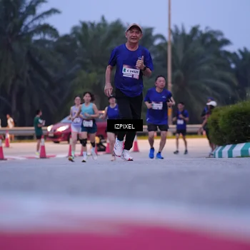 Runner Photo 7480631