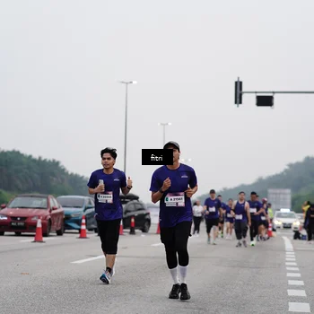 Runner Photo 7480635