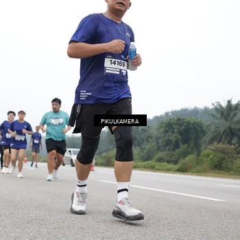 Runner Photo 7480662