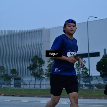 Runner Photo 7480676