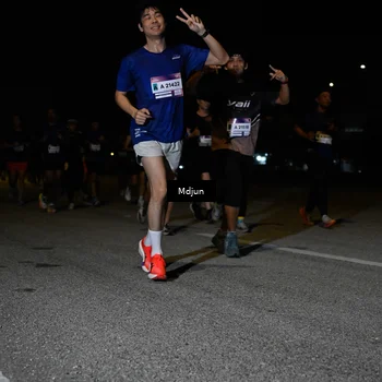 Runner Photo 7480683