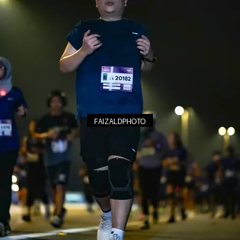 Runner Photo 7480698