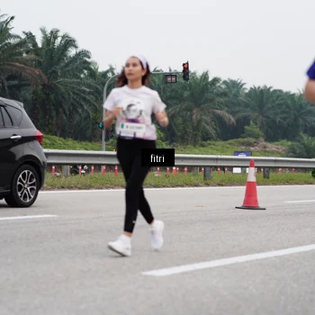 Runner Photo 7480702