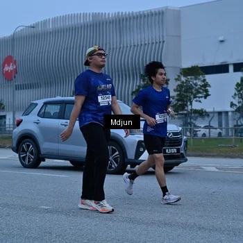 Runner Photo 7480736