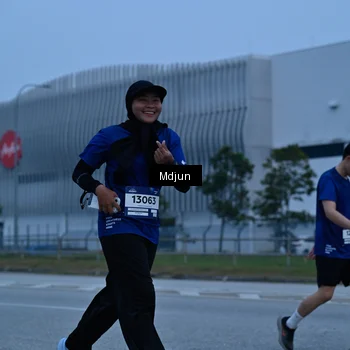 Runner Photo 7480740