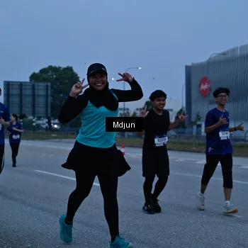 Runner Photo 7480753