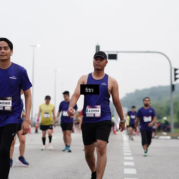 Runner Photo 7480773