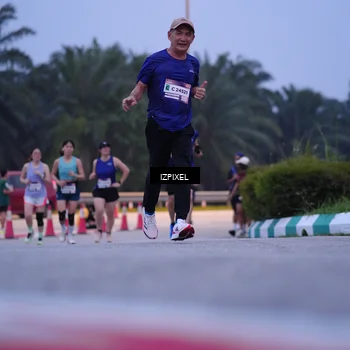 Runner Photo 7480781