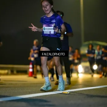 Runner Photo 7480801