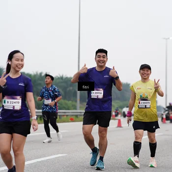 Runner Photo 7480811