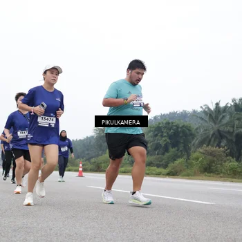 Runner Photo 7480902