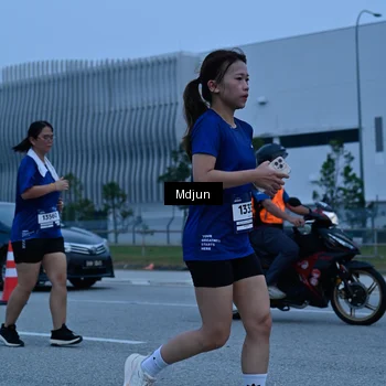 Runner Photo 7480935