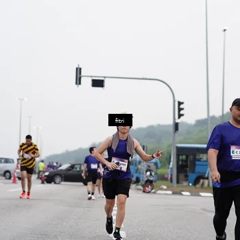 Runner Photo 7480986