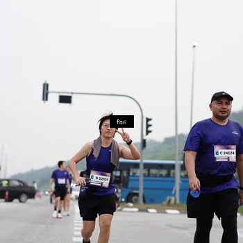 Runner Photo 7481001