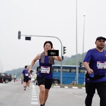 Runner Photo 7481003