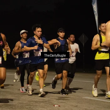 Runner Photo 7481010