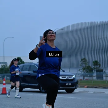 Runner Photo 7481013
