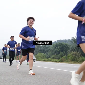 Runner Photo 7481015