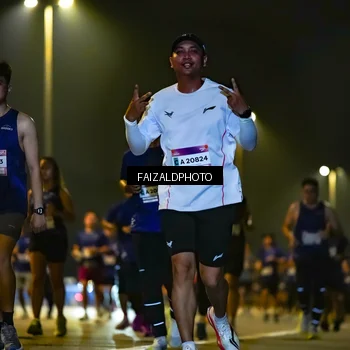 Runner Photo 7481019