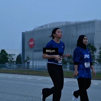 Runner Photo 7481020