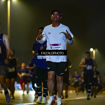 Runner Photo 7481021