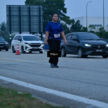 Runner Photo 7481034
