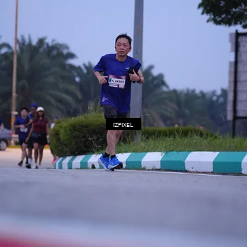 Runner Photo 7481052
