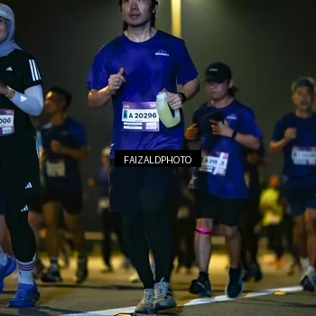 Runner Photo 7481053