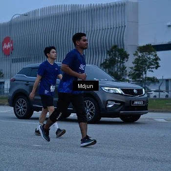 Runner Photo 7481056