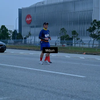 Runner Photo 7481115