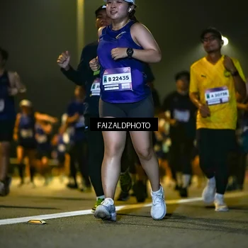 Runner Photo 7481119