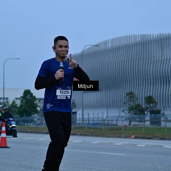 Runner Photo 7481131