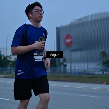 Runner Photo 7481138