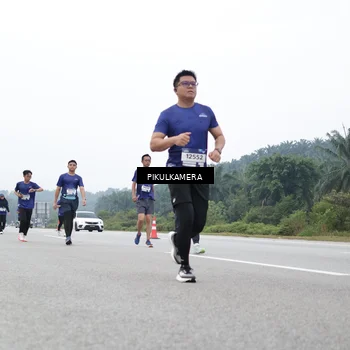 Runner Photo 7481263
