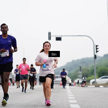 Runner Photo 7481274