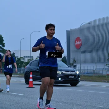 Runner Photo 7481299